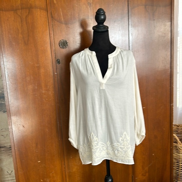 Banana Republic Tops - Banana Republic Embroidered Tunic Top